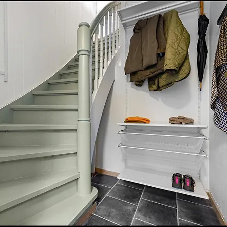 Near Sentrum For Up To 8 People Appartement *